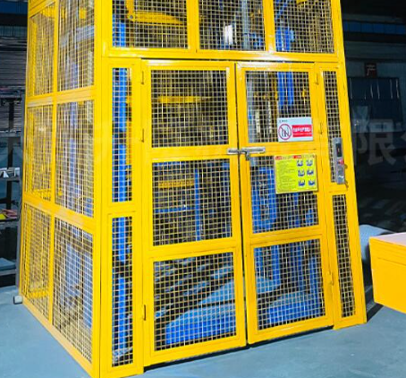 湖北货梯可以安装在室外吗