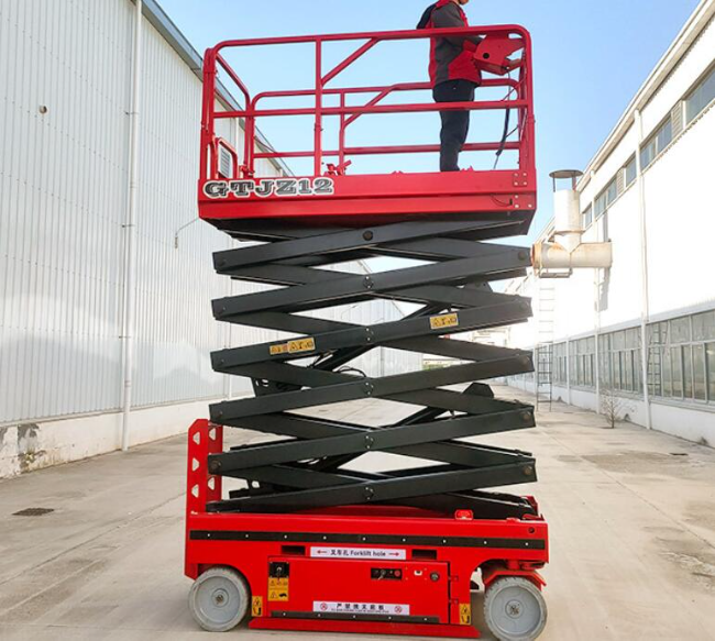 湖北自行走移动式升降机